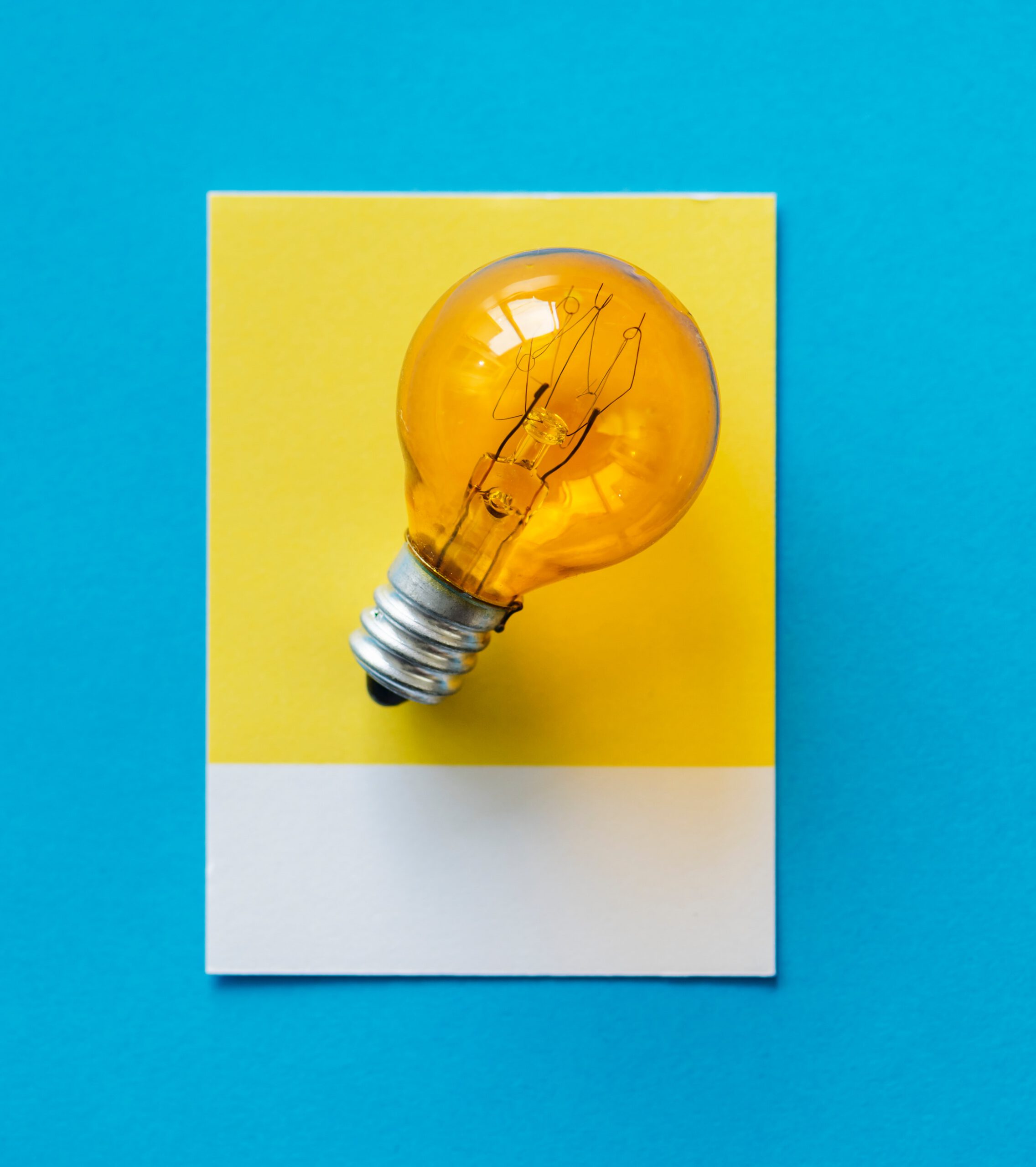 Benny & Cie. Capital_blue-bulb-card-1520145